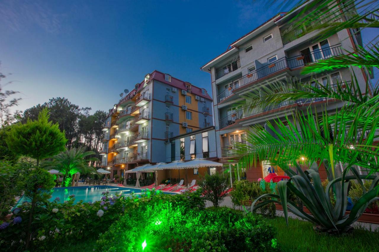 Iveria Elli Hotel Шекветили Екстериор снимка