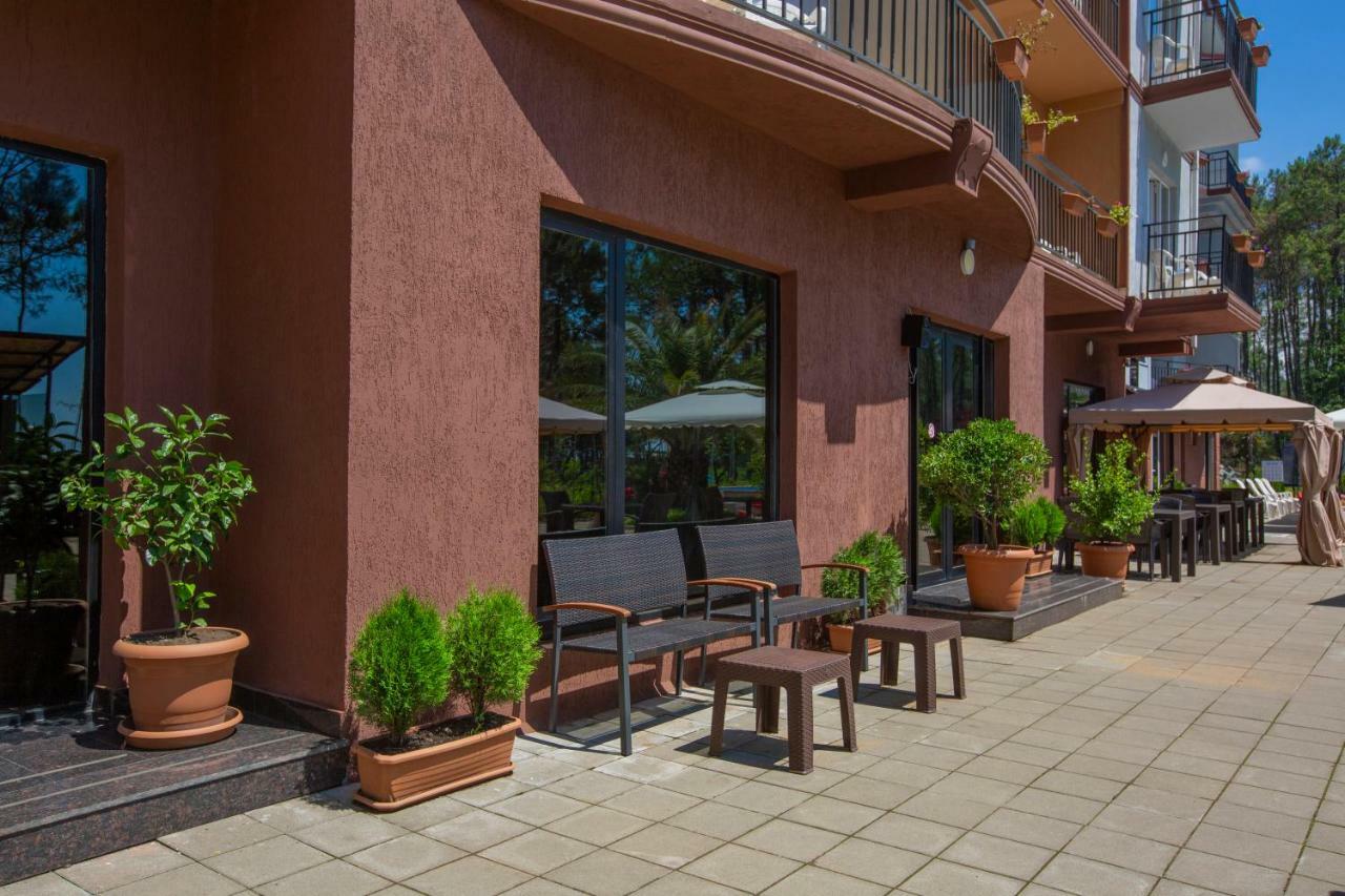 Iveria Elli Hotel Шекветили Екстериор снимка