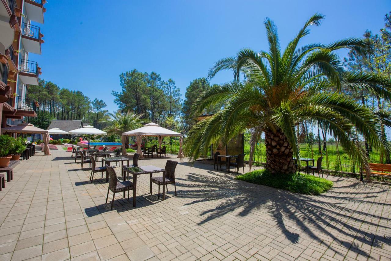 Iveria Elli Hotel Шекветили Екстериор снимка
